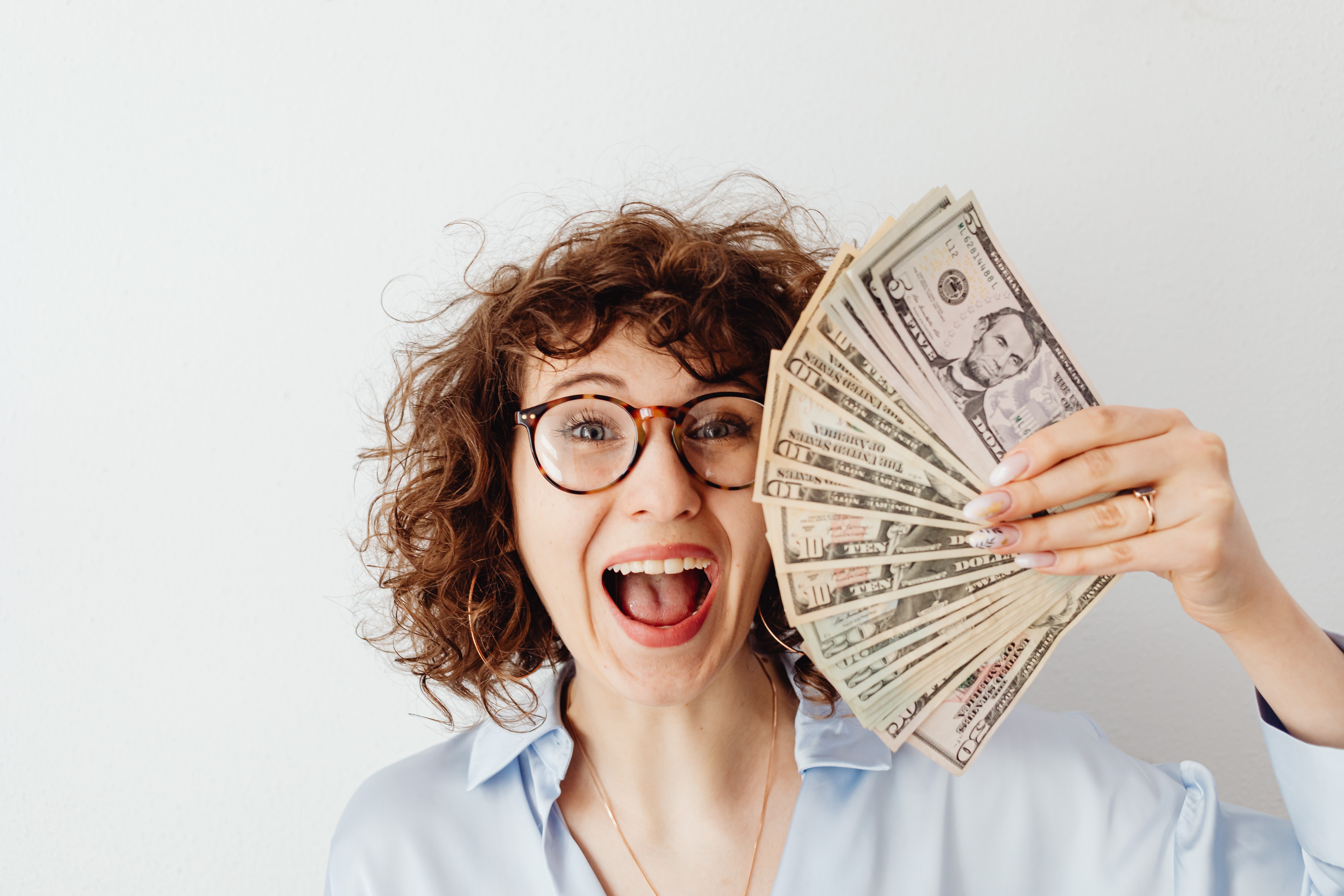 How to become a millionaire with ChatGPT